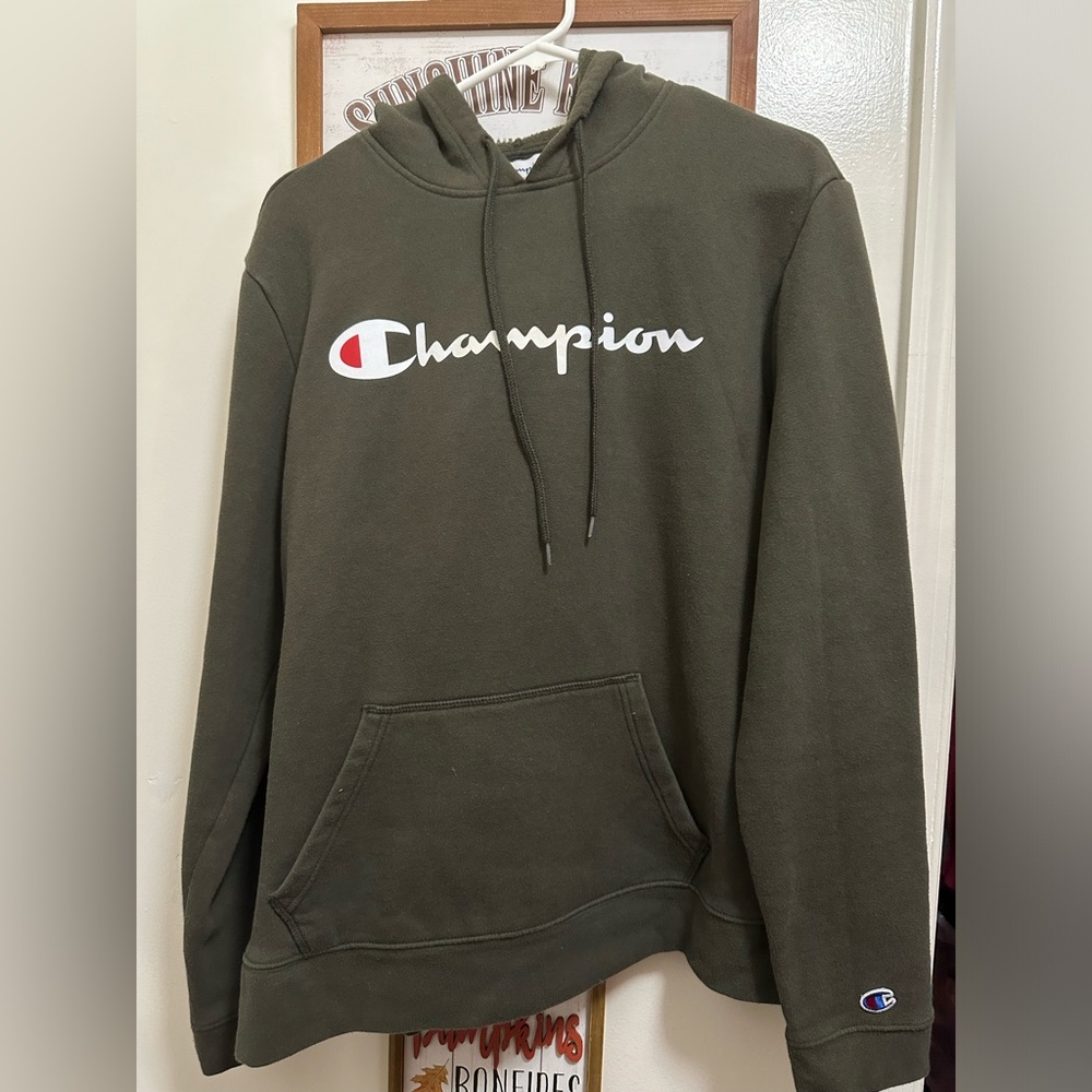 Men’s champion hoodie